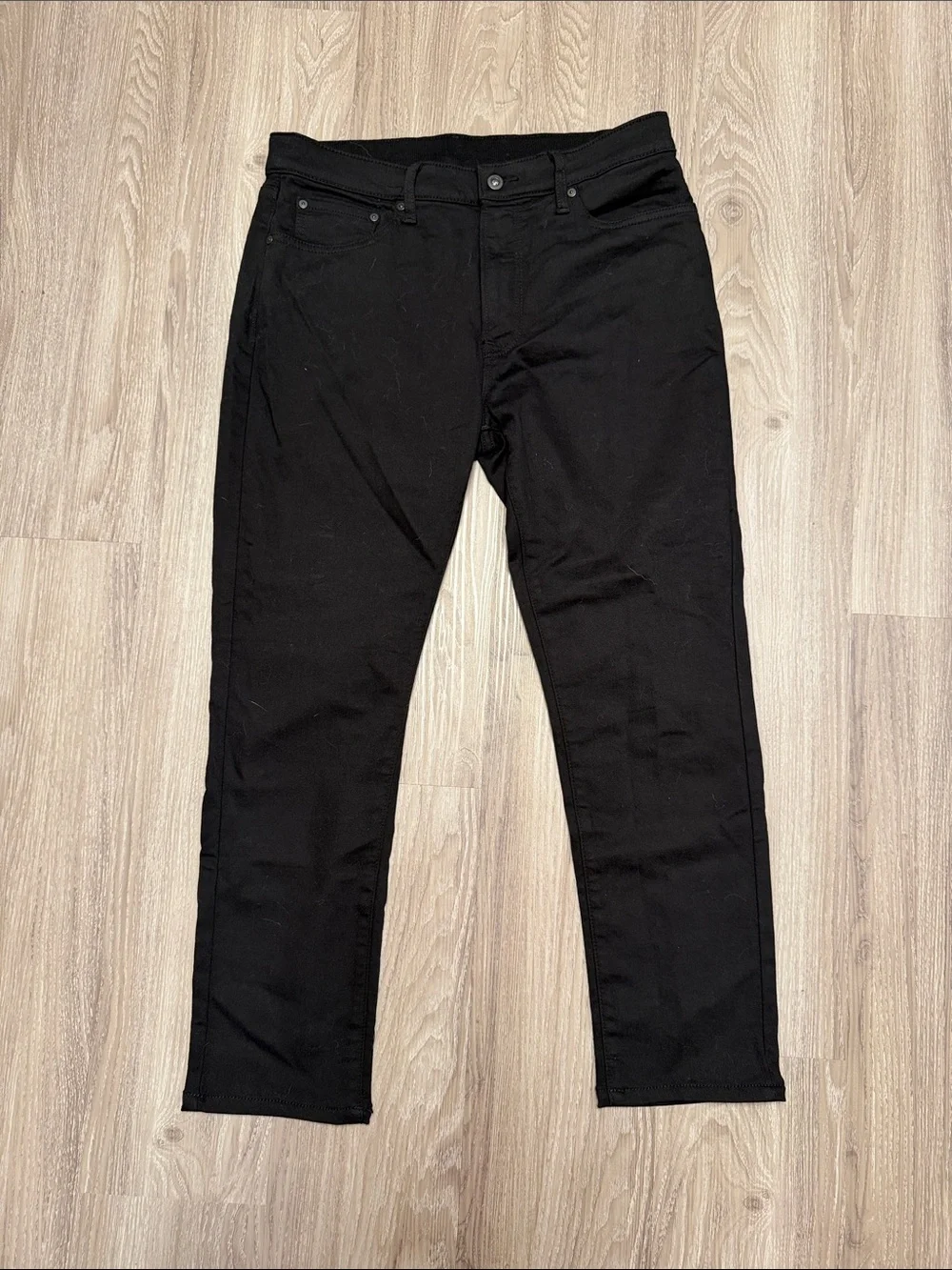 Uniqlo Men's Black Slim Straight Jeans - Deep Black